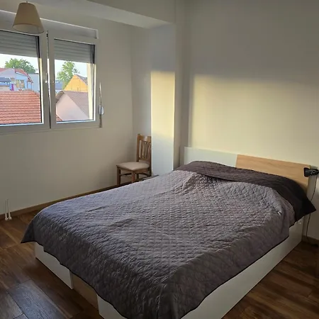 Apartment I&b